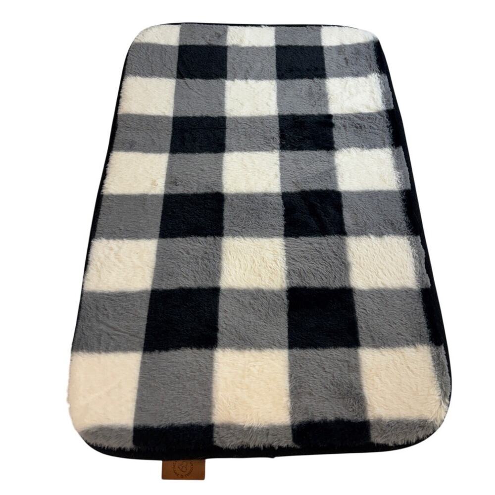 Dearfoams Buffalo Plaid‎ Memory Foam Bath Rug 18x27 Black White Farmhouse